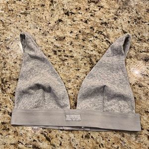 SKIMS Cotton plunge bralette. 🪷